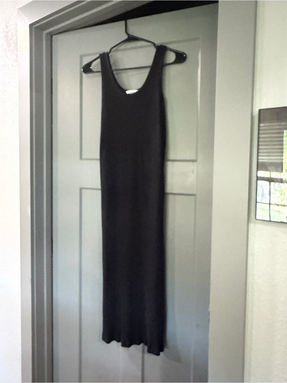 H&M Black Sleeveless Maxi Dress